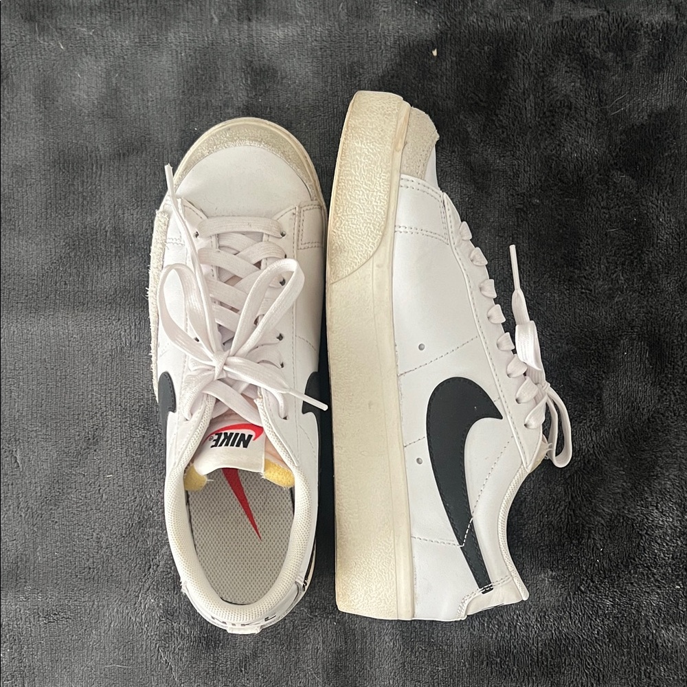 Nike Women's Platform Blazers